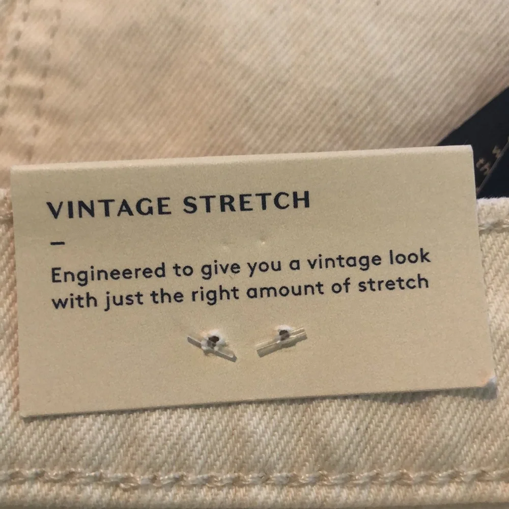 Universal Thread Off White Vintage Straight Size 14 Jeans Raw Hem NEW - Picture 5 of 7